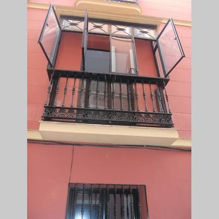 Cheap & Chic In The Center Of Sevilla 外观 照片